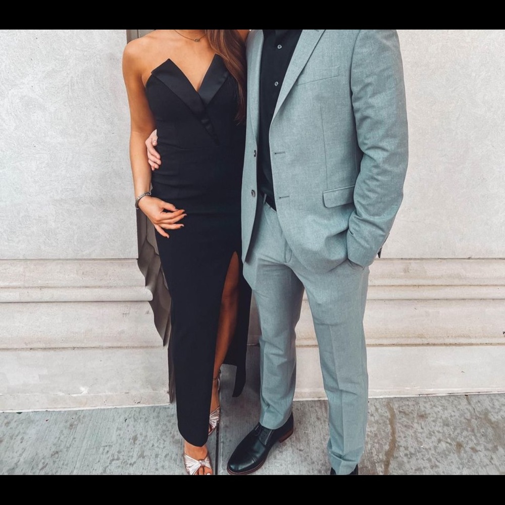 Black strapless formal dress